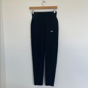 Nike women’s XS black pants